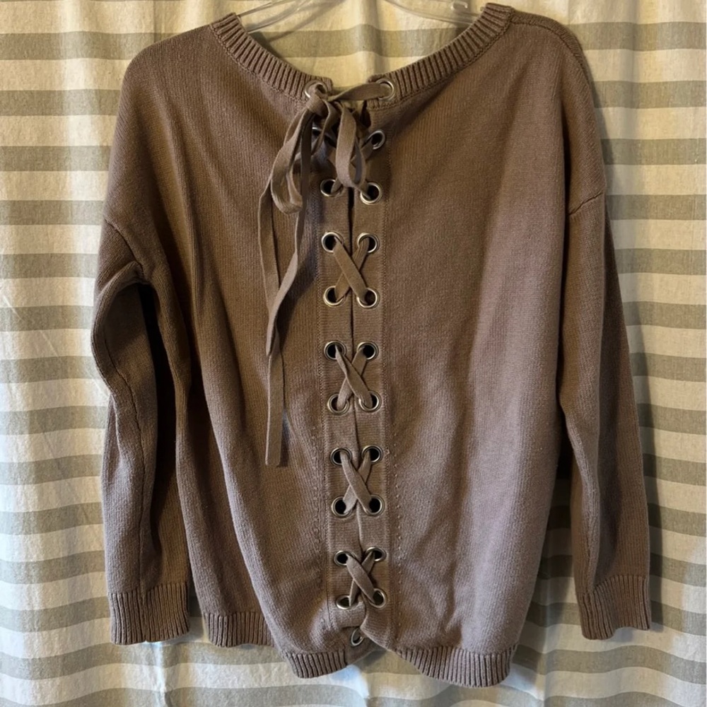 Express tie back sweater - Picture 3 of 3